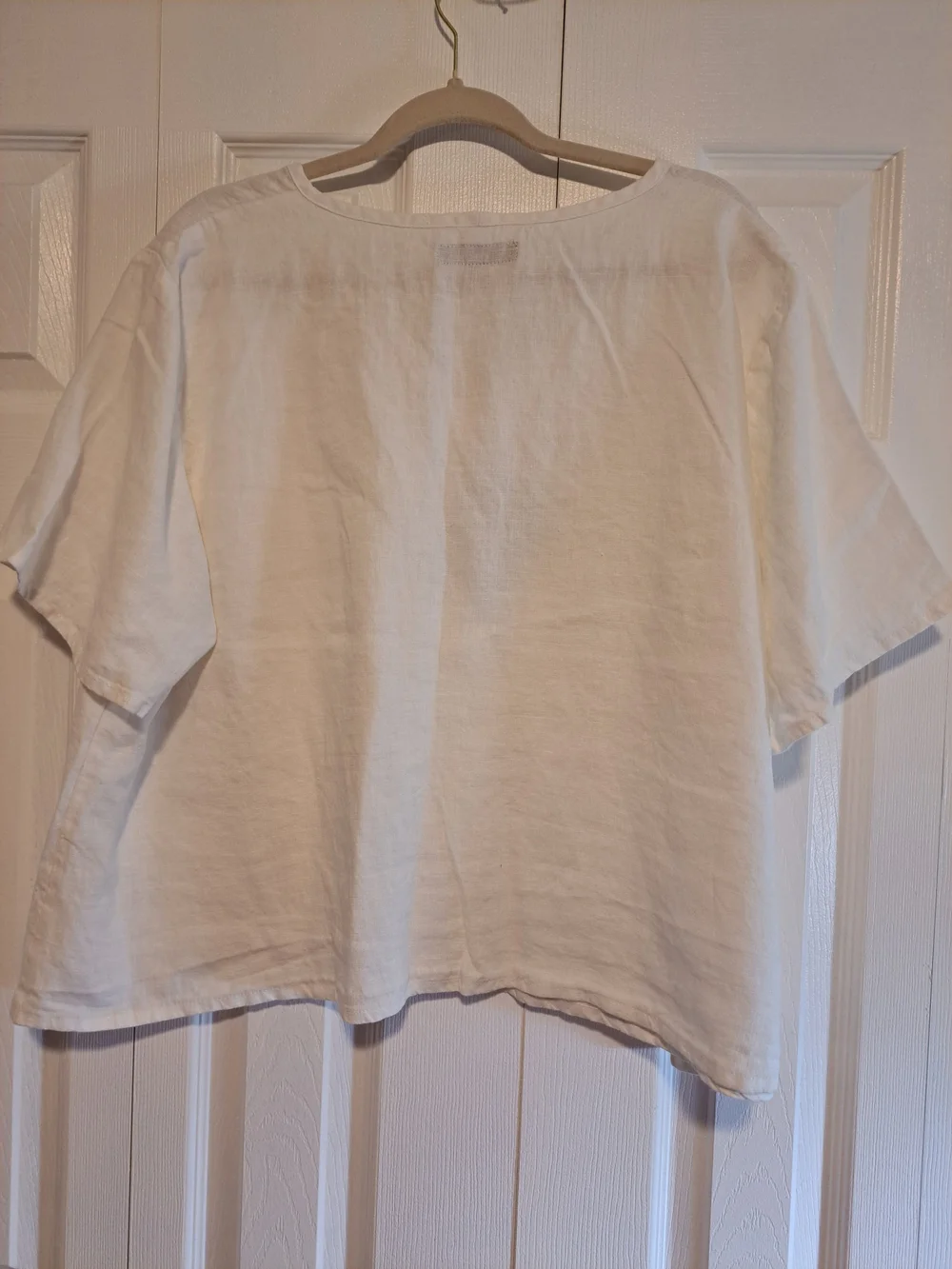Flax White Short Sleeve Linen V-Neck Top - Picture 4 of 6